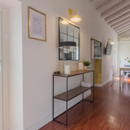 Centro, Luminoso, Comfort * Crema
