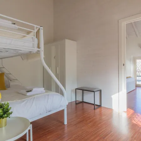Appartamento Centro, Luminoso, Comfort Crema