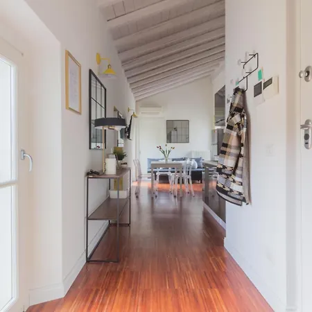 Centro, Luminoso, Comfort * Crema