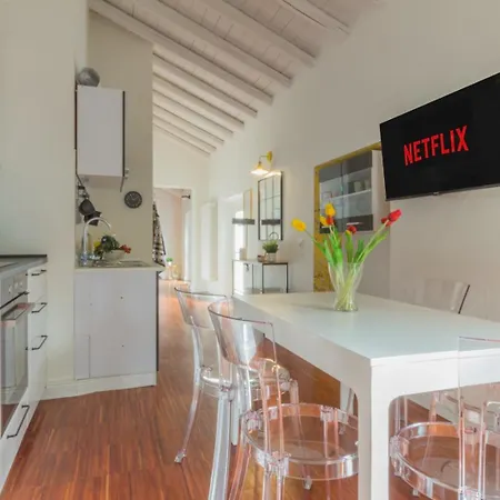 Appartement Centro, Luminoso, Comfort Crema